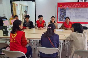 浓浓关爱暖人心，安博(中国)集团党支部慰问困难单亲家庭